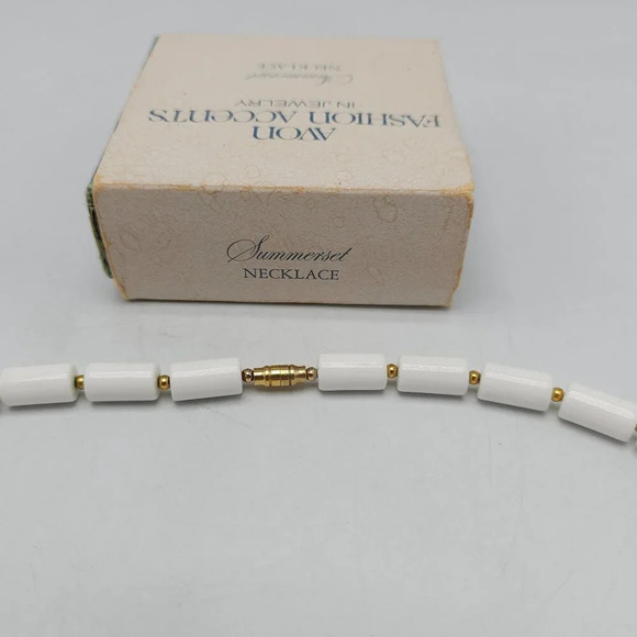 Avon 1977 White Tube Beads Gold Tone Accents Summerset Necklace 28 in Long - Picture 2 of 5